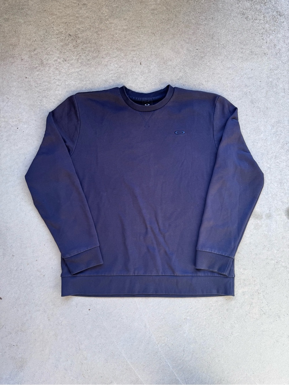 Oakley Men's Navy Blue Crewneck Sweatshirt